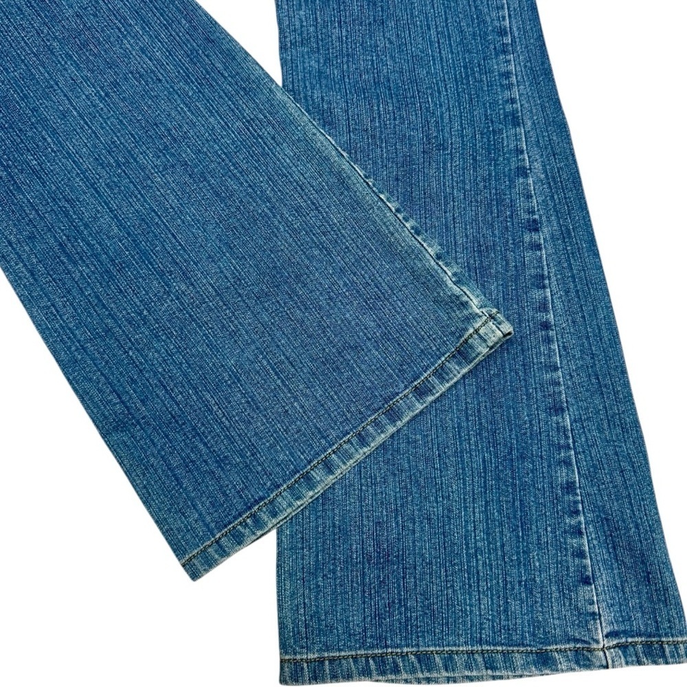 Vintage Y2K Calvin Klein Jeans Light Wash Low Rise Flare Denim Size 9 Fits a 26 - Picture 9 of 12
